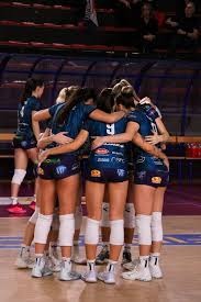 10分优势到25分惨败！勇士负老鹰，库里空砍31分，替补低迷成败因