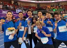 湖人詹姆斯关键封盖锁定胜局