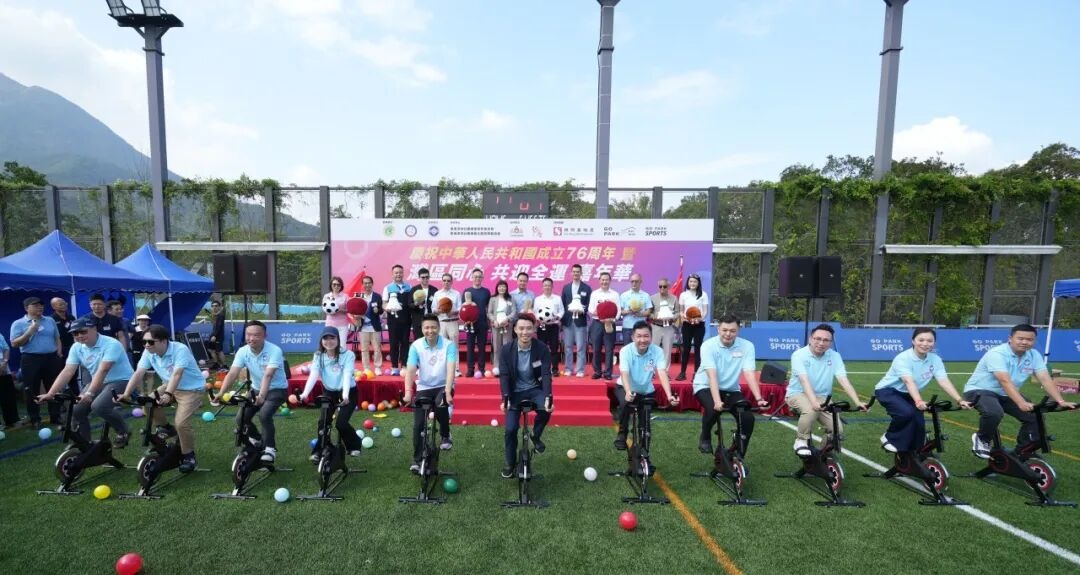 抬手不是抱歉 而是老弟你还得多练