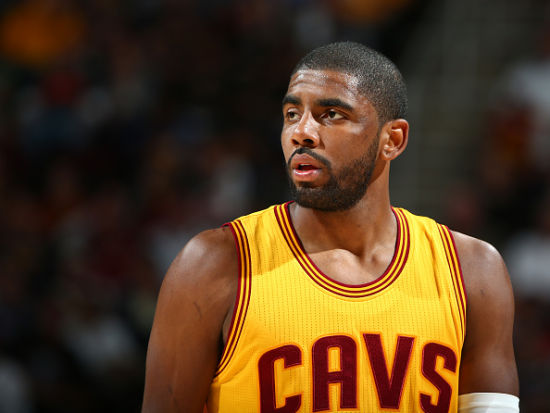 杨力维：日本没全主力澳大利亚也有保留 我们在亚洲杯要做足困难准备