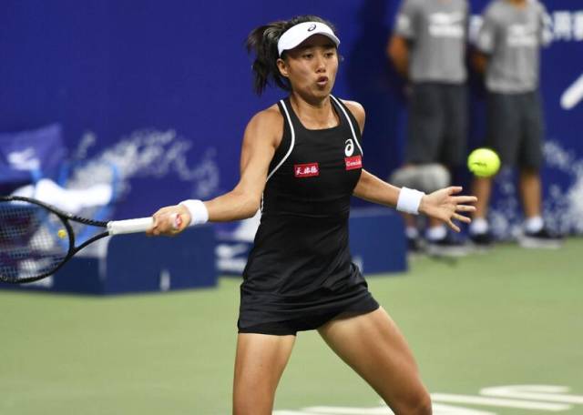 的年轻前锋 的年轻前锋