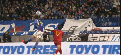 为他在场上 为他在场上